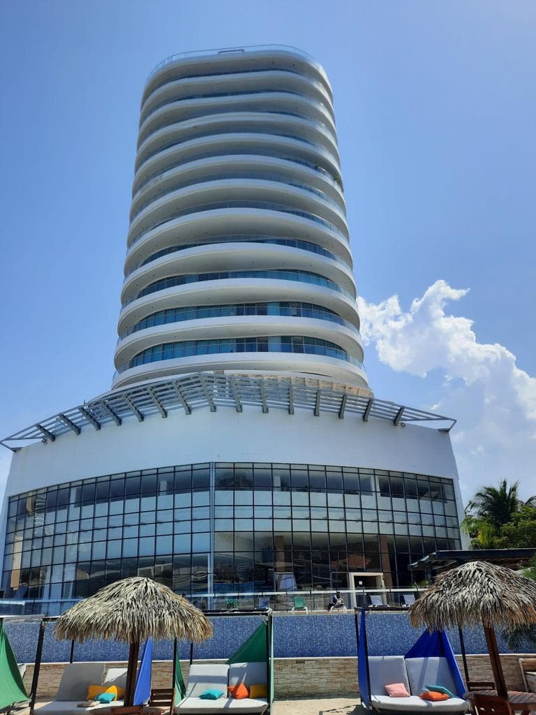 TWO TOWERS PRIMERA LINEA DE PLAYA APARTAMENTO EN VENTA