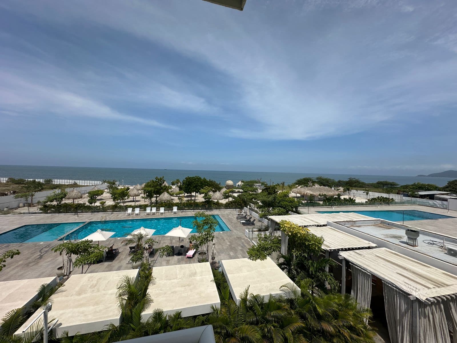 Ph Aluna Beach Resort Vista Frontal Al Mar