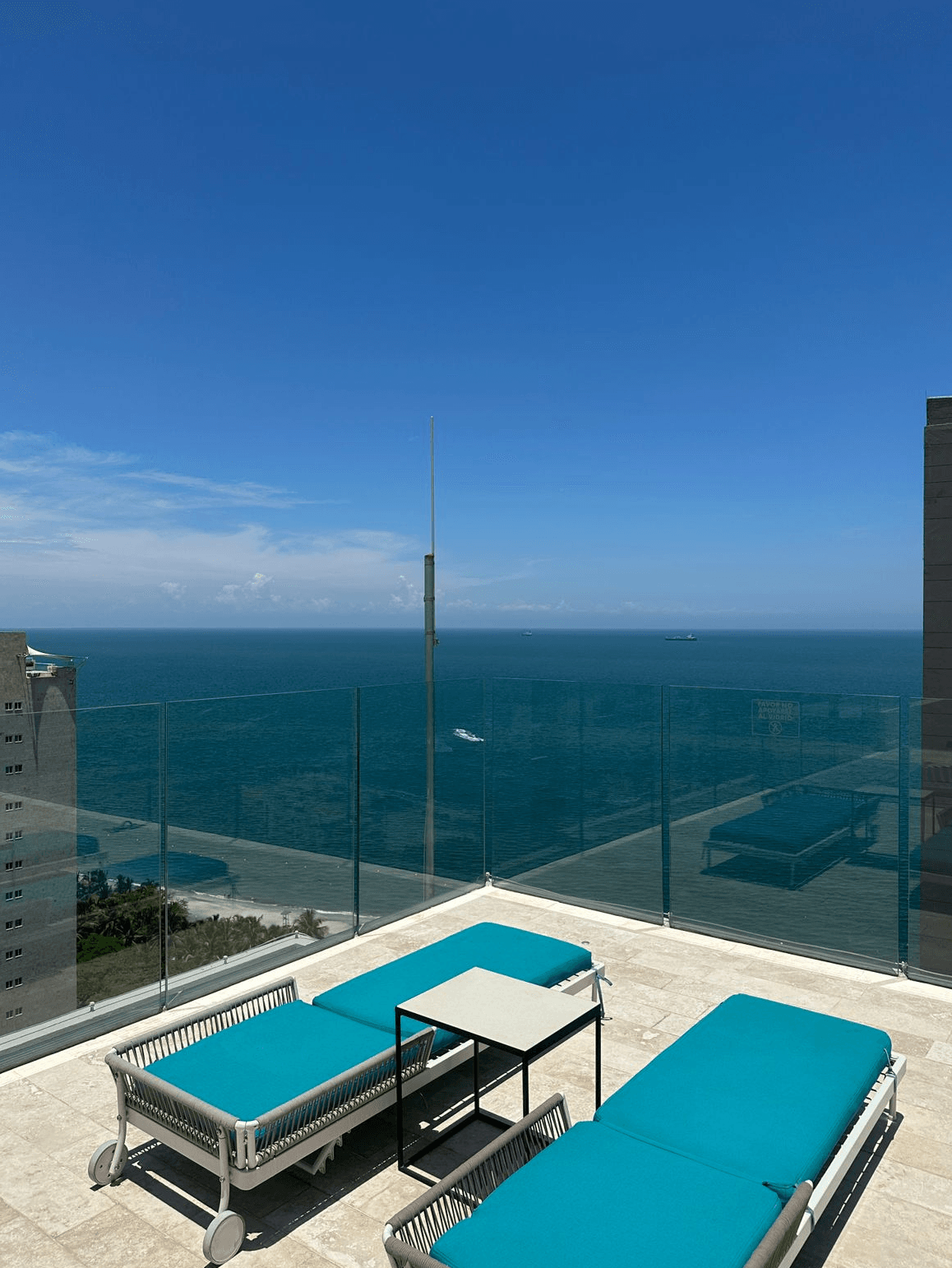 Sui Lofts ApartaSuite